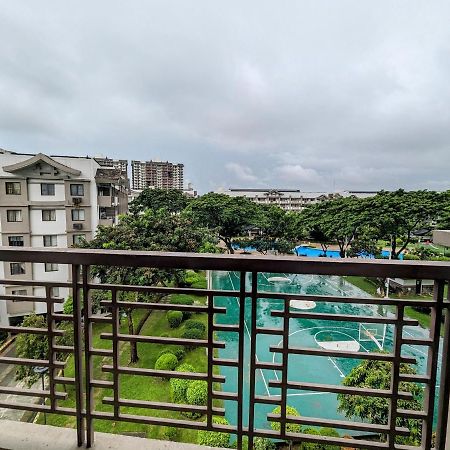 Acacia Estates' The Getaway Taguig Jade Tower Apartment Manila Exterior photo