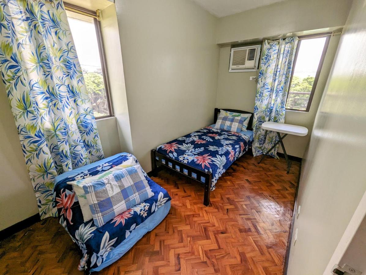 Acacia Estates' The Getaway Taguig Jade Tower Apartment Manila Exterior photo