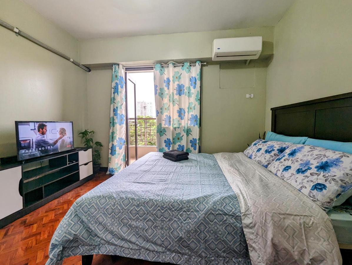 Acacia Estates' The Getaway Taguig Jade Tower Apartment Manila Exterior photo