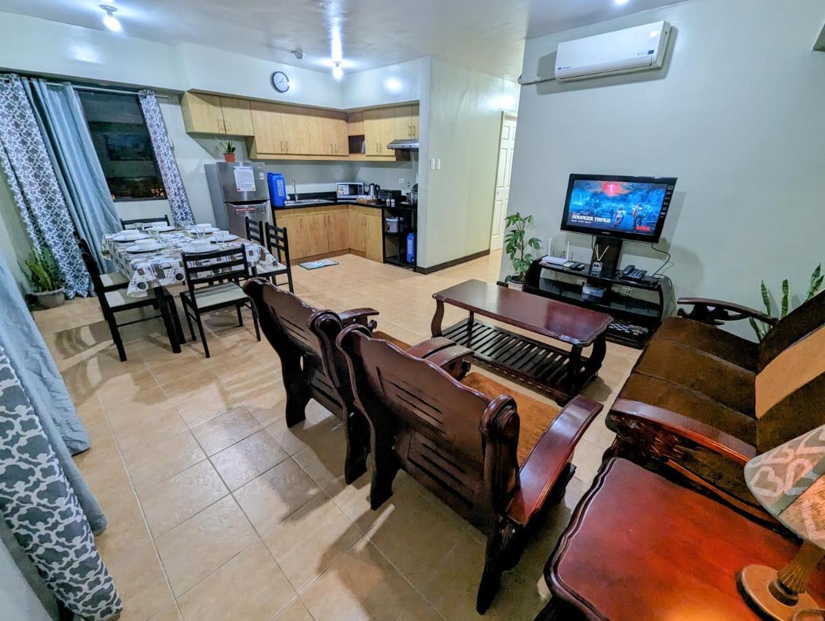 Acacia Estates' The Getaway Taguig Jade Tower Apartment Manila Exterior photo